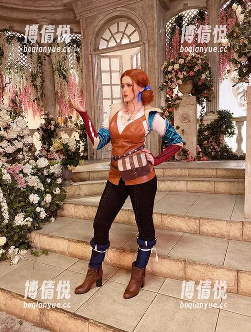 Alina Becker展现维米尔新姿态，更新啥时候也是个悬念！